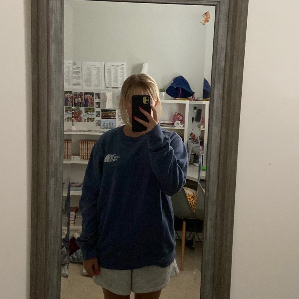 Nike crewneck